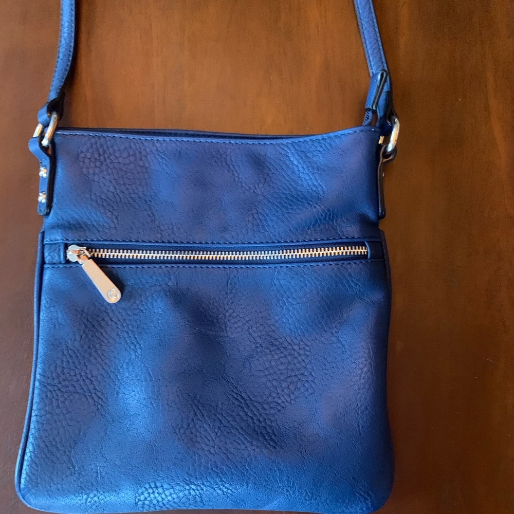 Charmin Charlie blue crossbody bag